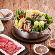 샤브샤브 우삼겹 올인원 밀키트 1200g 채소팩 캠핑 술 안주 소고기 전골